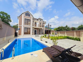 Paradise Corner Villa